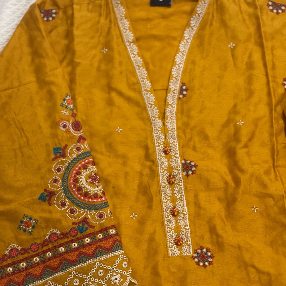 Mustard Embroidered Kurta - Picture 4 of 10